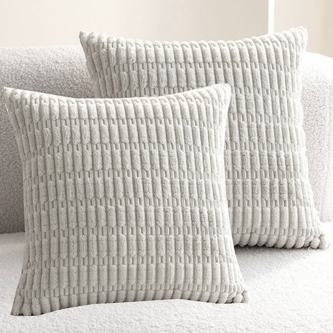 Housse de Coussin en Velours Côtelé | Douce et Moelleuse | 45x45 cm | Coloris Gris Clair - HousseCosy