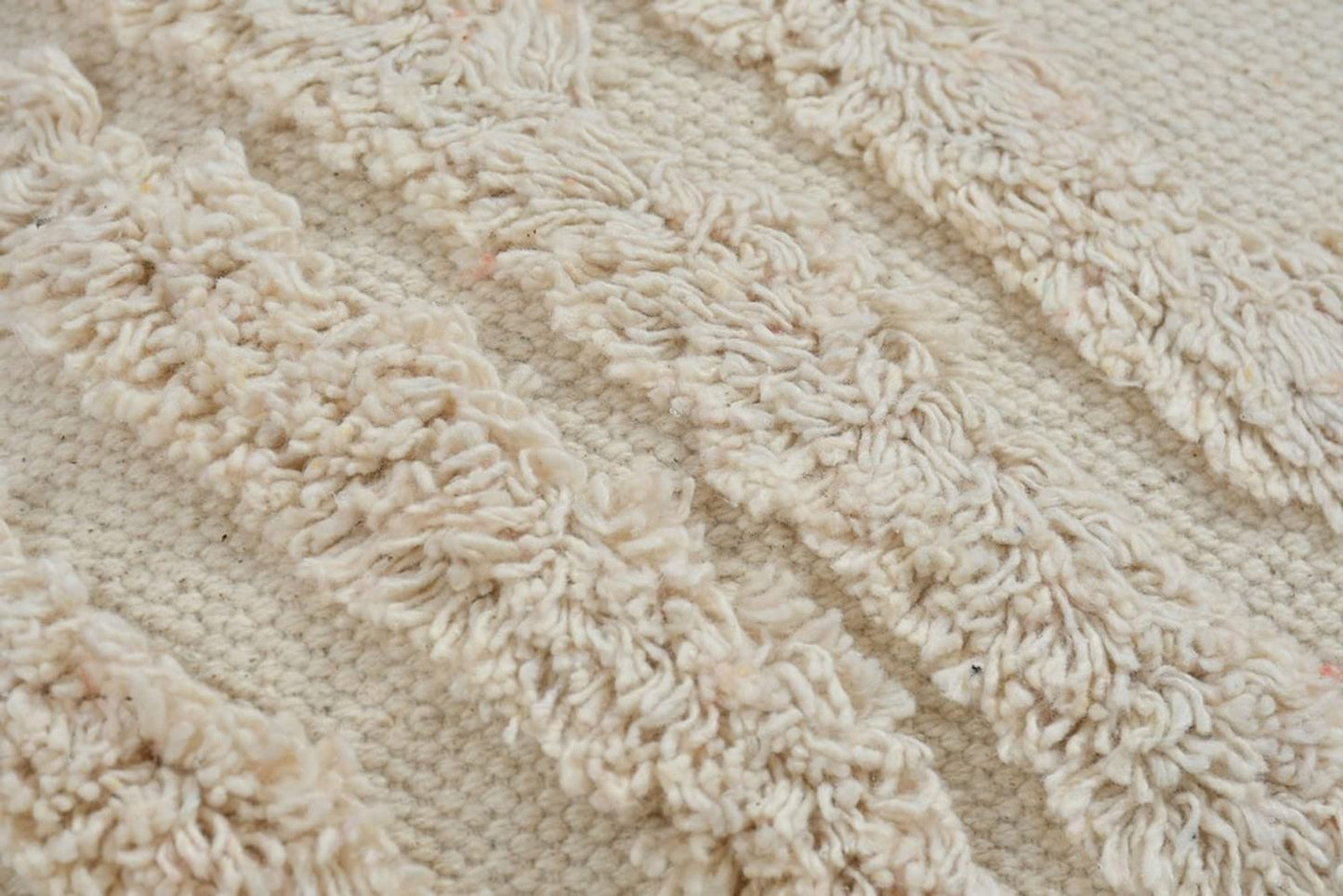 Housse de coussin bohème tuftée | 40×40 cm | Crème | Coton texturé | Fait main - HousseCosy