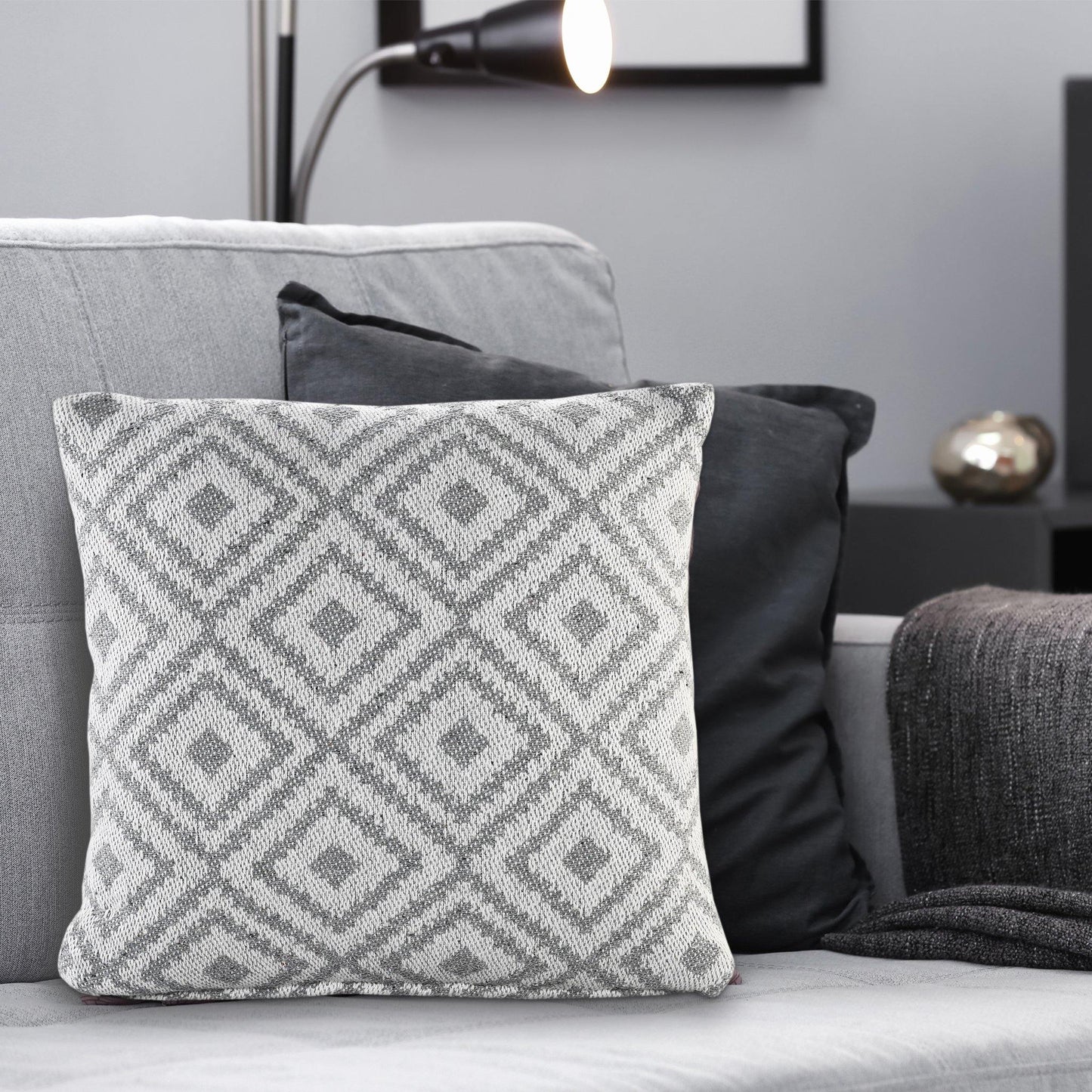Housse de coussin en lin gris | 45×45 cm | Motif géométrique | Déco moderne - HousseCosy